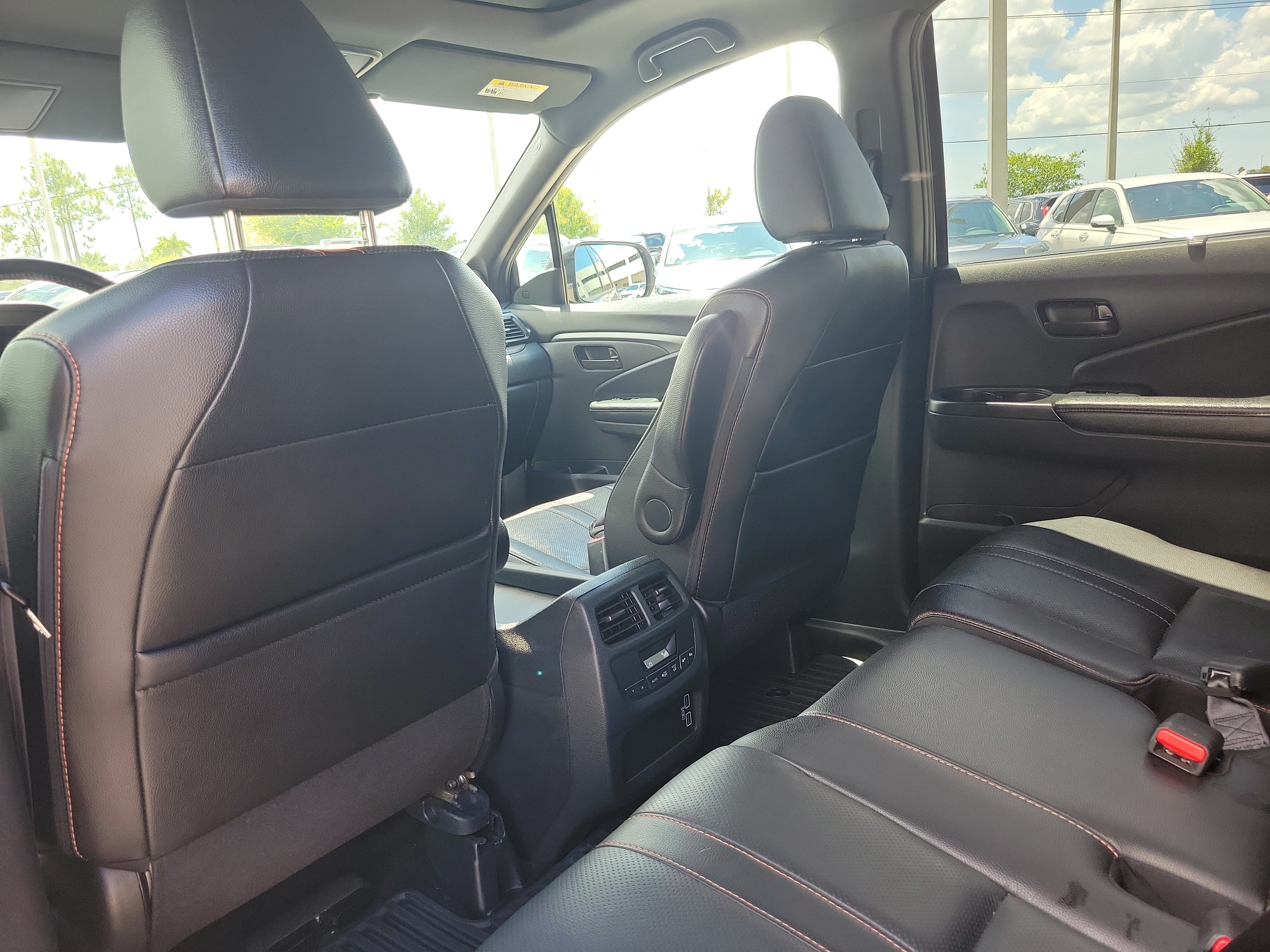 Used 2022 Honda Pilot TrailSport image 16
