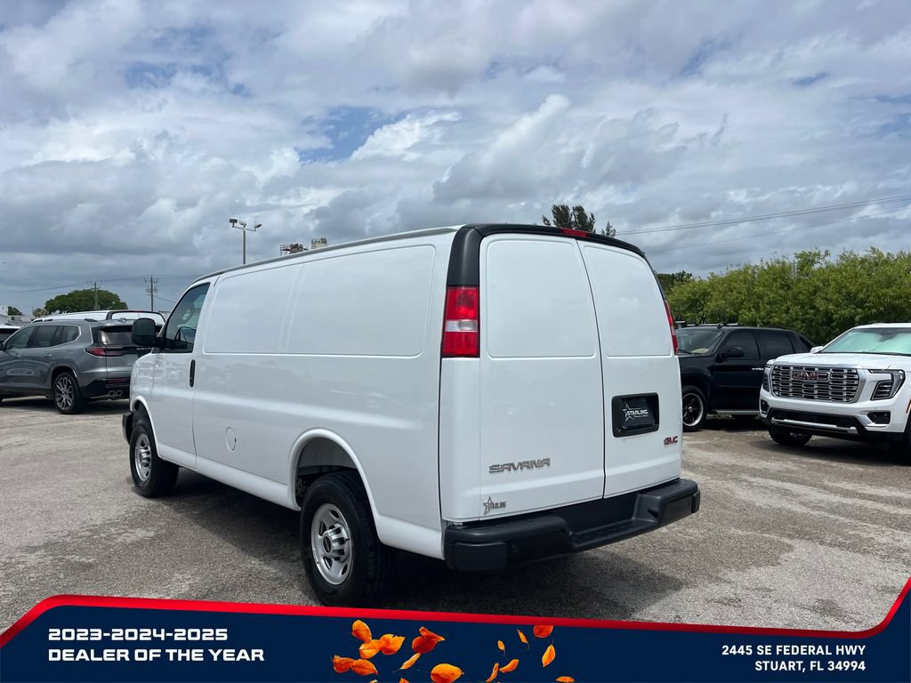 New 2026 GMC Savana 2500 w/ Driver Convenience Package RWD image 5