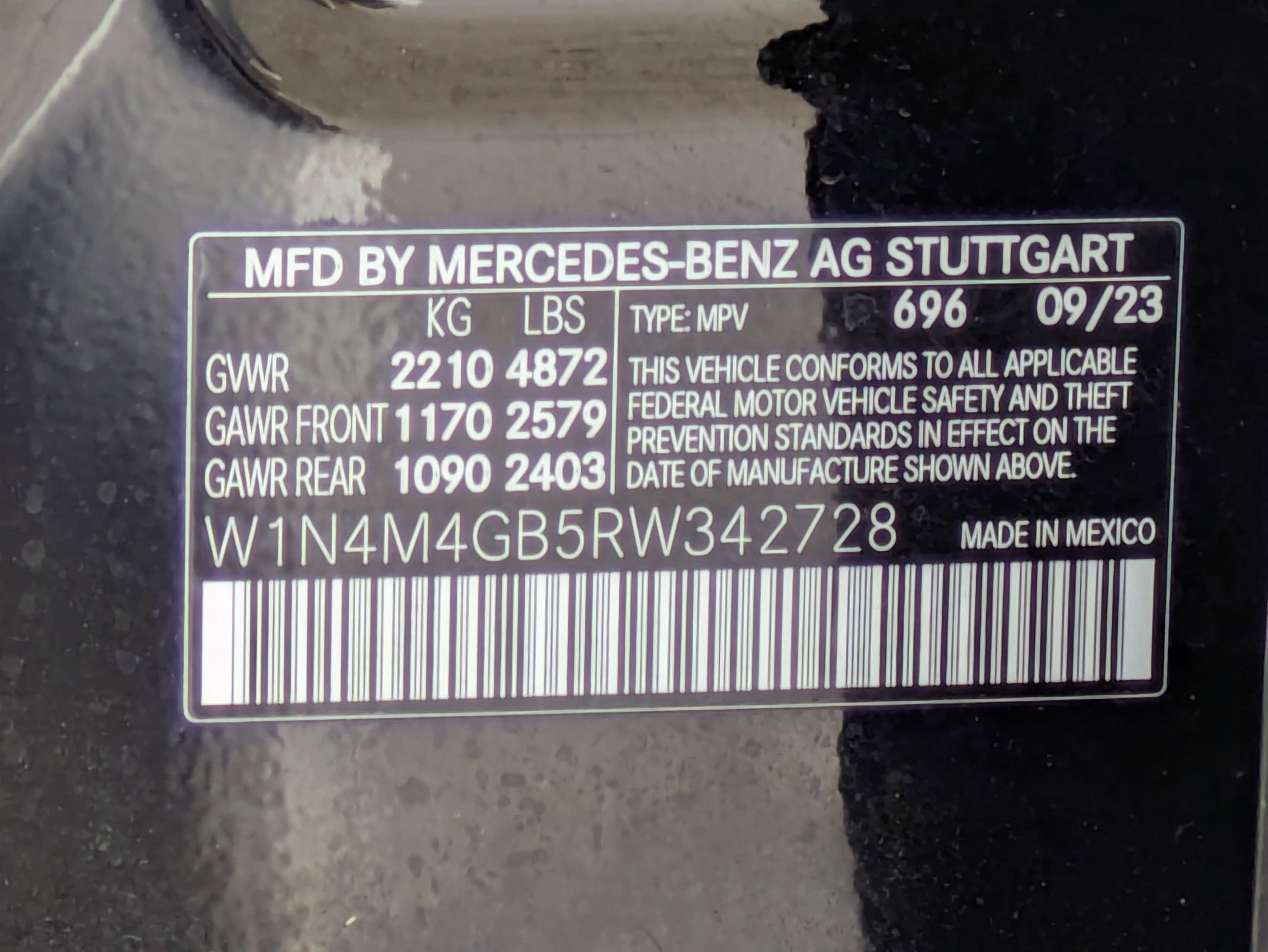 Used 2024 Mercedes-Benz GLB 250 image 33