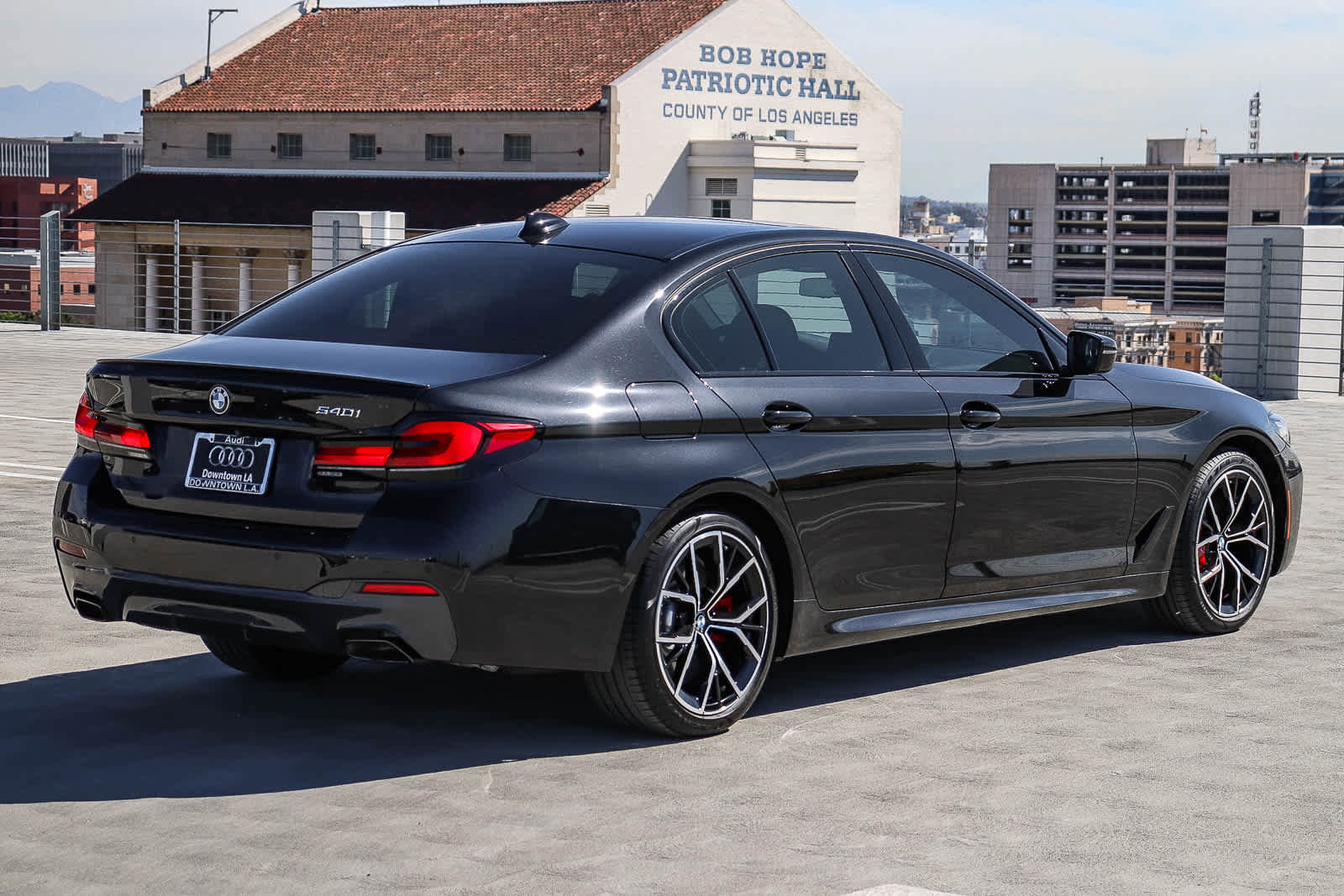 Used 2023 BMW 540i w/ M Sport Package image 4