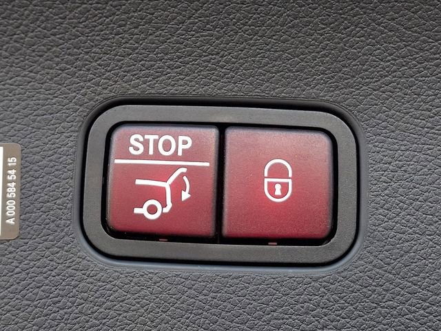 Used 2025 Mercedes-Benz GLC 43 AMG 4MATIC Coupe image 31