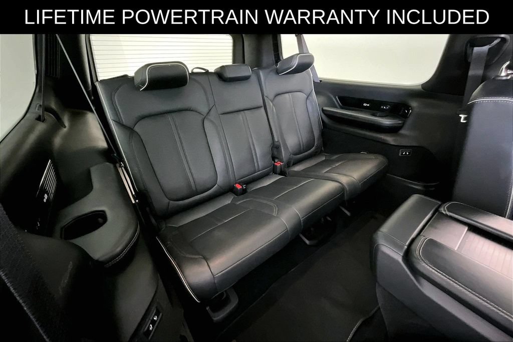 Used 2024 Jeep Grand Wagoneer L Series II w/ Quick Order Packagew 28T AWD/4WD image 36