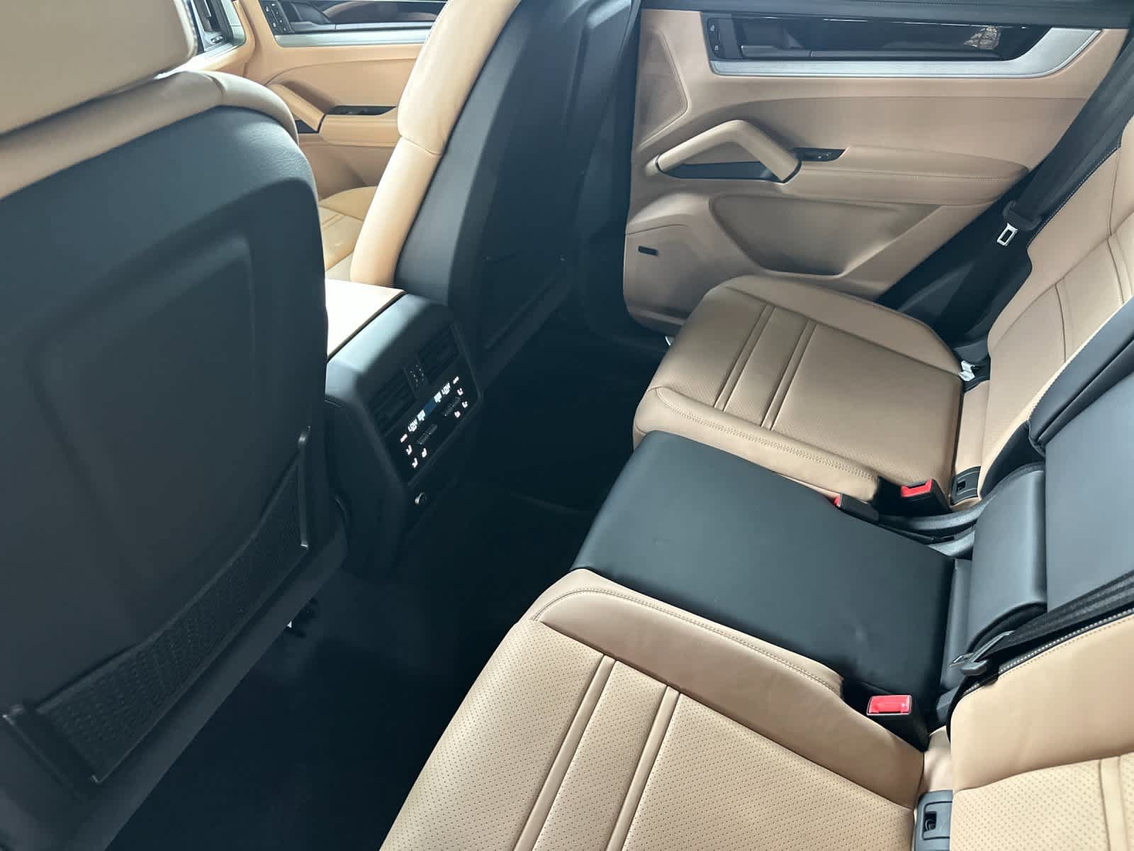 New 2026 Porsche Cayenne S AWD/4WD image 9