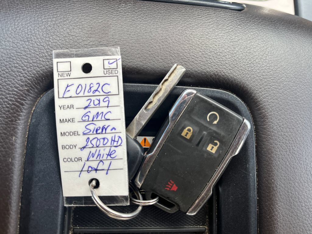 Used 2019 GMC Sierra 2500 Denali w/ Duramax Plus Package AWD/4WD image 31