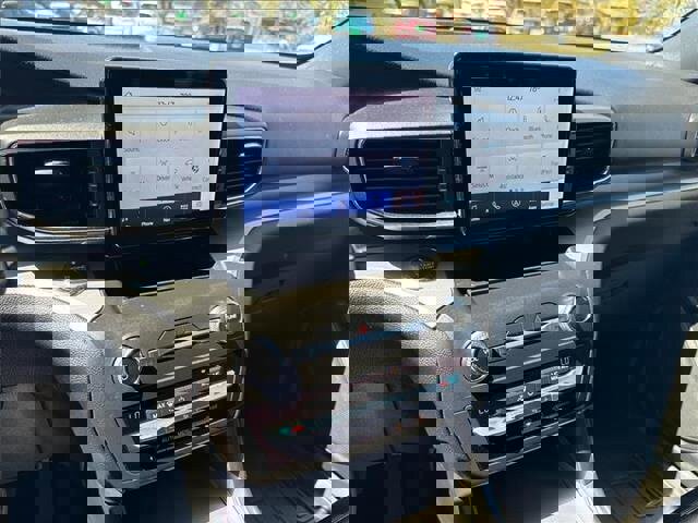 Used 2020 Ford Explorer XLT w/ Equipment Group 202A image 20