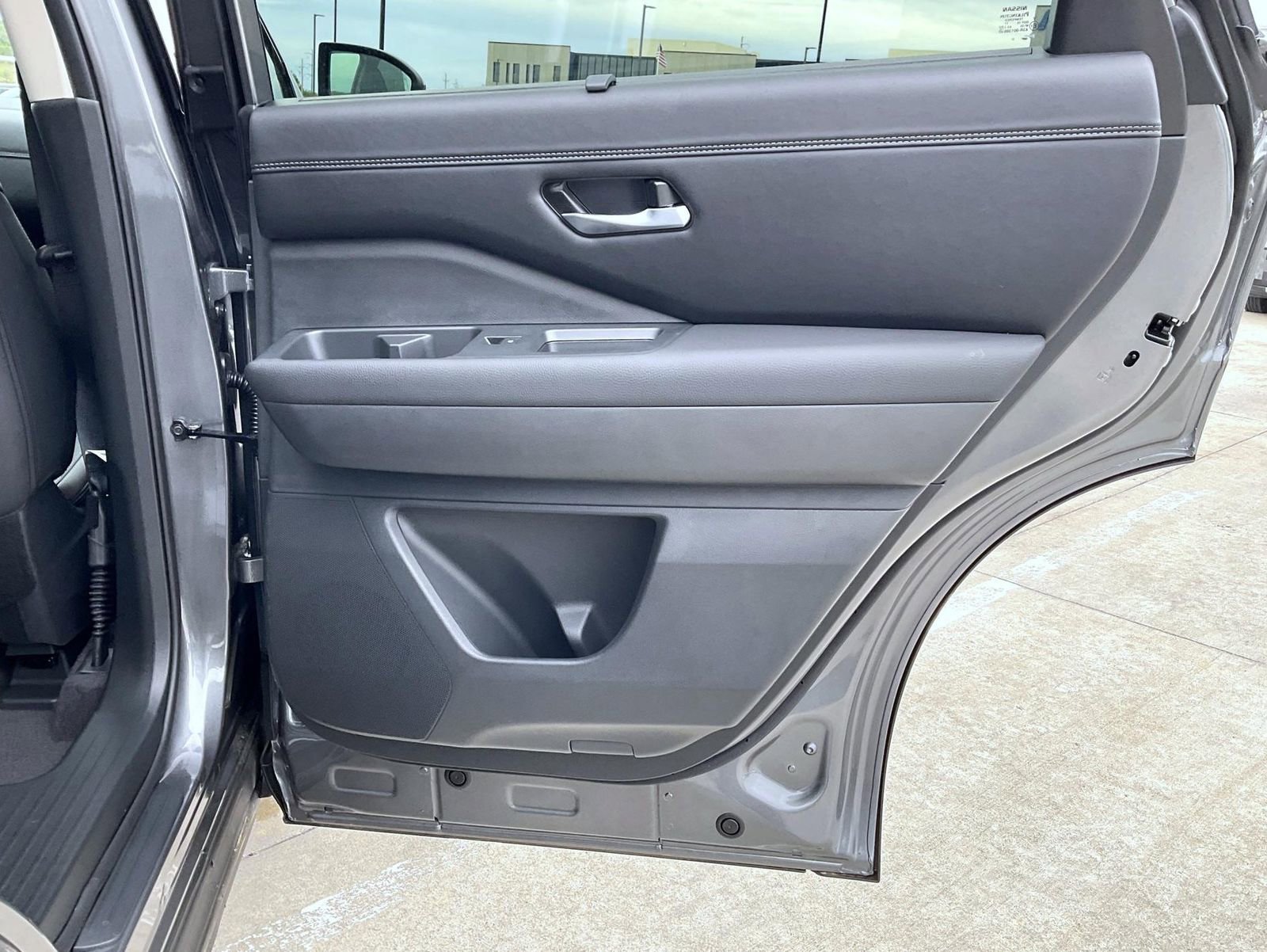 New 2026 Nissan Pathfinder Platinum AWD/4WD image 17