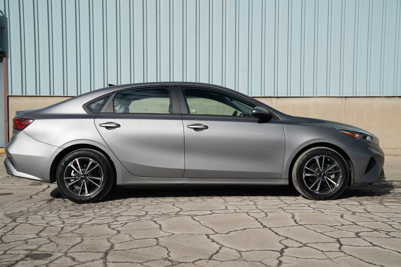 Used 2024 Kia Forte LXS image 10