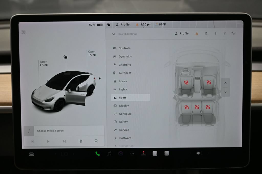 Used 2021 Tesla Model Y Performance AWD/4WD image 23