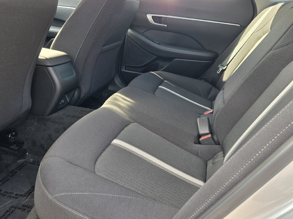 Certified 2025 Hyundai Sonata SEL AWD/4WD image 11