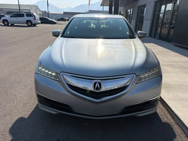 Used 2017 Acura TLX FWD image 2