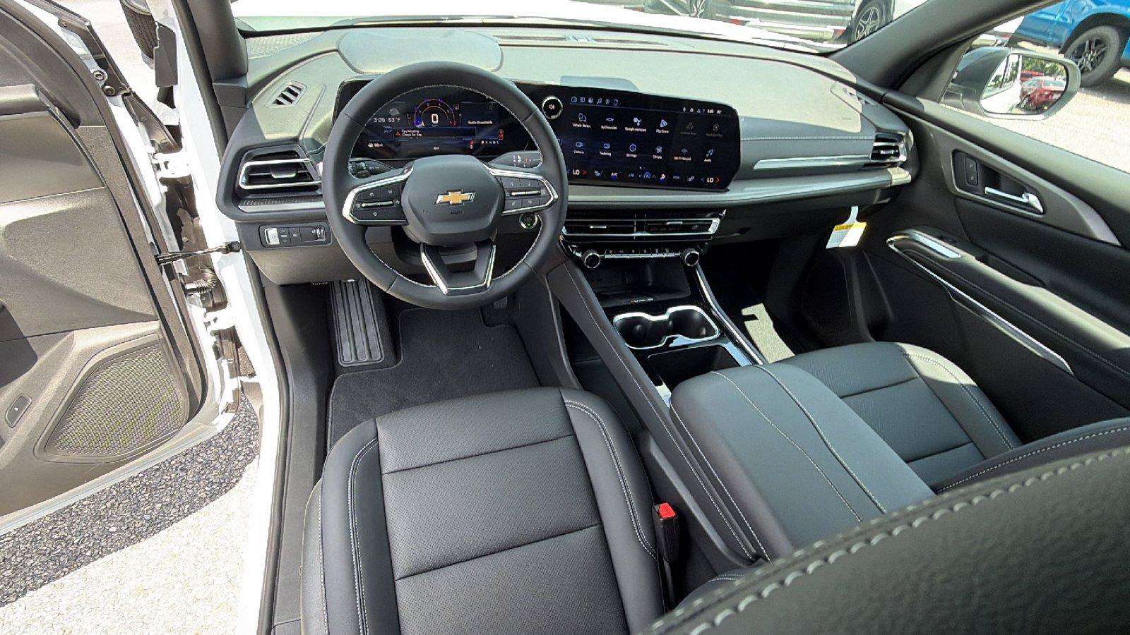 New 2026 Chevrolet Traverse LT w/ Driver Confidence Package FWD image 21