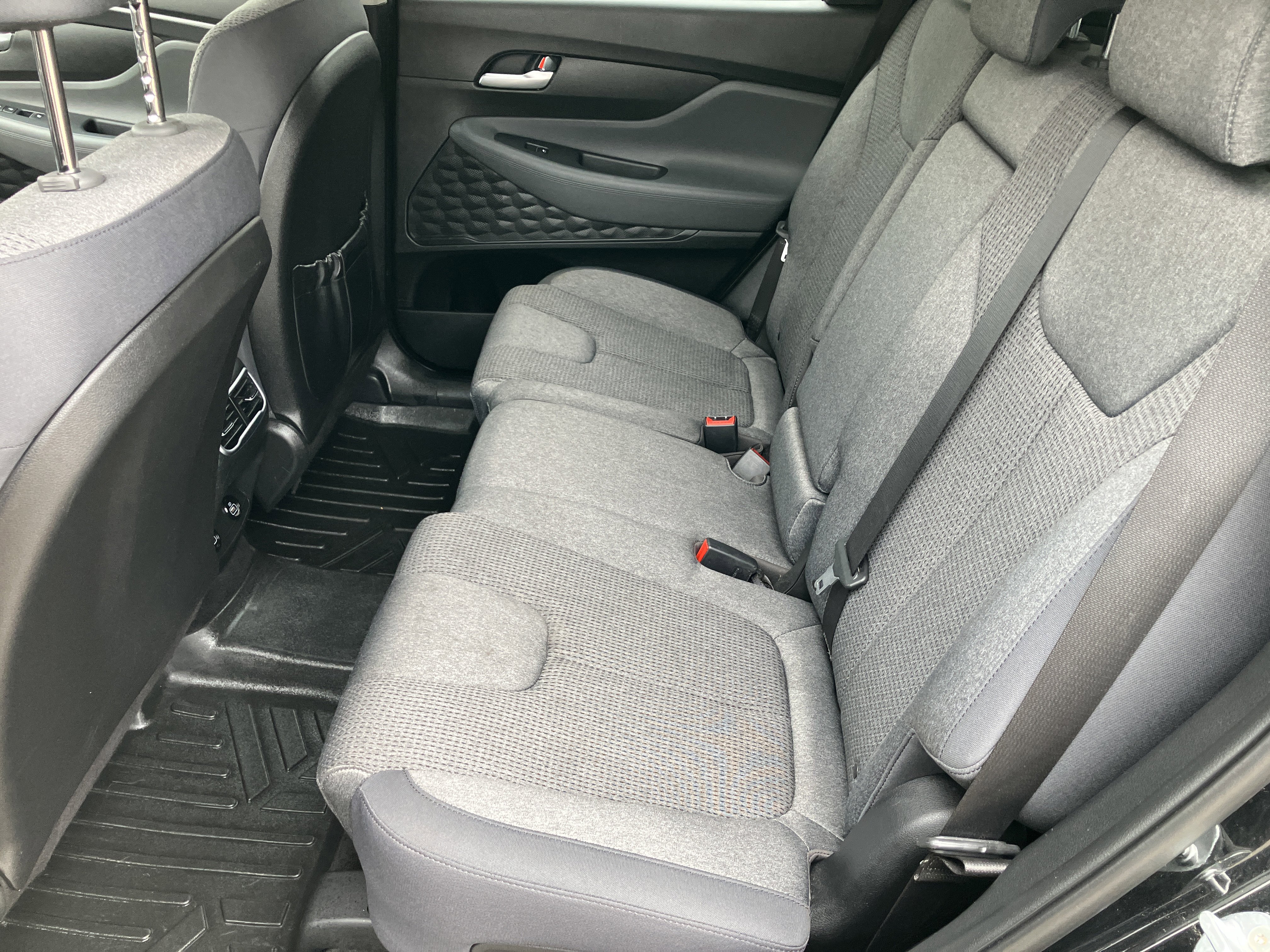Used 2023 Hyundai Santa Fe SEL w/ Cargo Package AWD/4WD image 14