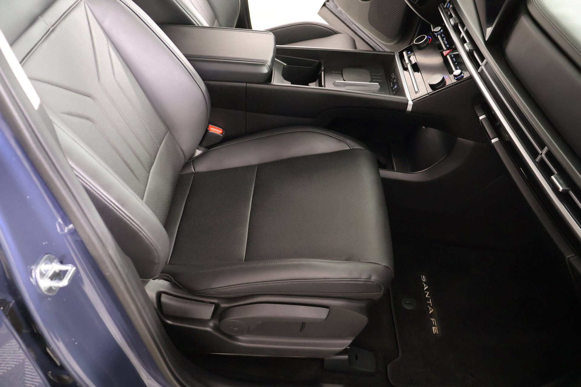 Certified 2026 Hyundai Santa Fe SEL FWD image 13