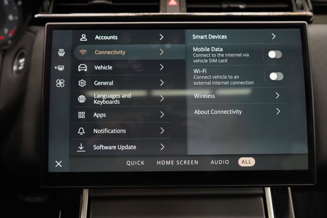 Used 2024 Land Rover Range Rover Velar Dynamic SE image 43