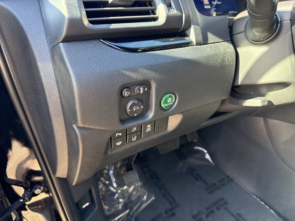 Used 2025 Honda Passport Black Edition image 24