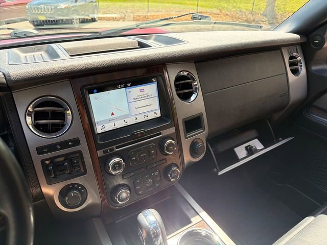 Used 2017 Ford Expedition EL Platinum AWD/4WD image 21