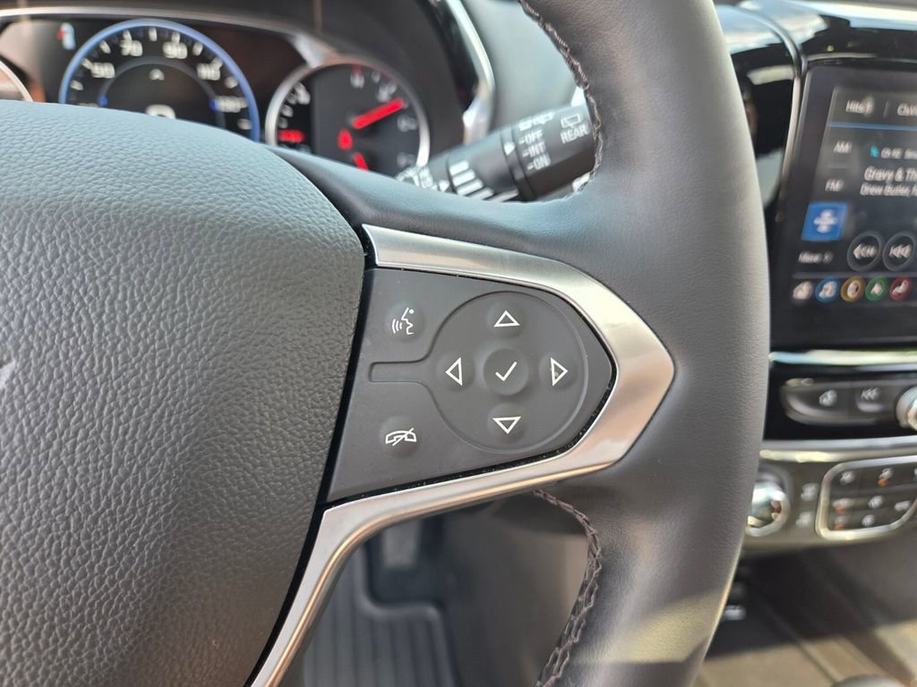 Certified 2023 Chevrolet Traverse Premier w/ Redline Edition image 33
