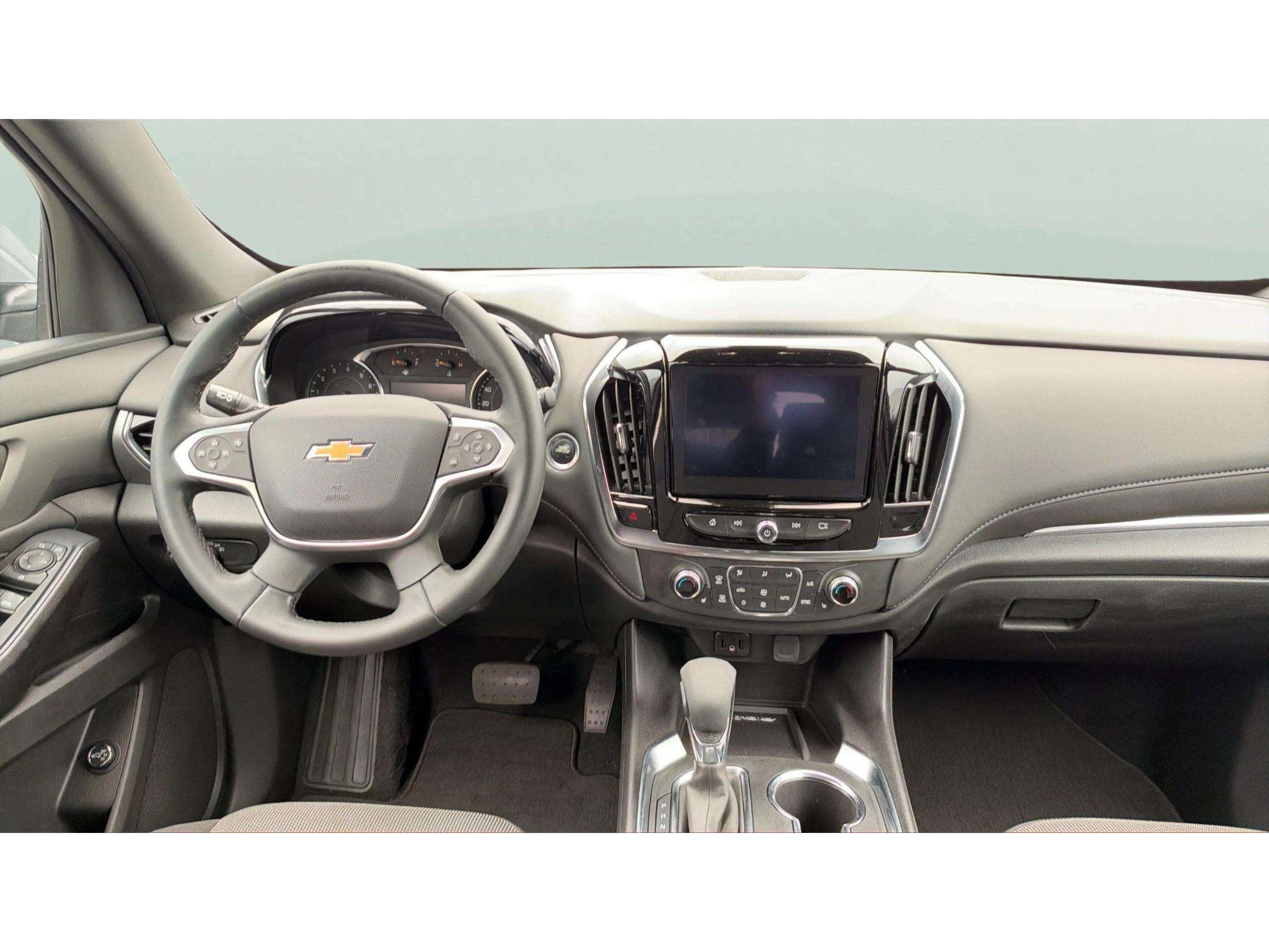 Used 2023 Chevrolet Traverse LT AWD/4WD image 15