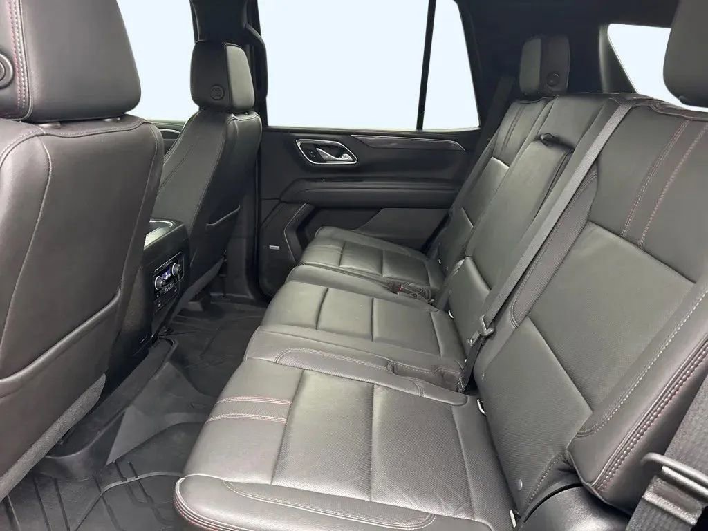 Used 2021 Chevrolet Tahoe RST w/ Luxury Package image 28