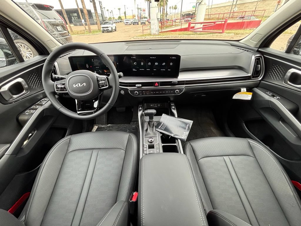 New 2025 Kia Sorento S w/ Panoramic Sunroof Package FWD image 12