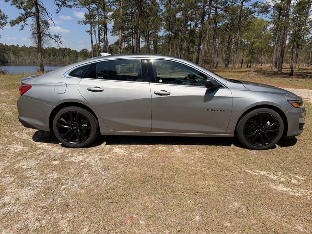 Used 2024 Chevrolet Malibu LT w/ Sport Edition image 6