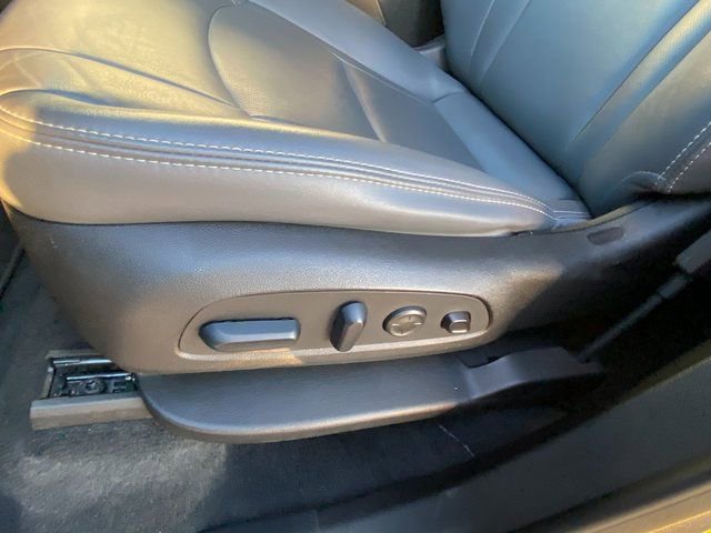 Used 2024 Buick Enclave Premium image 19