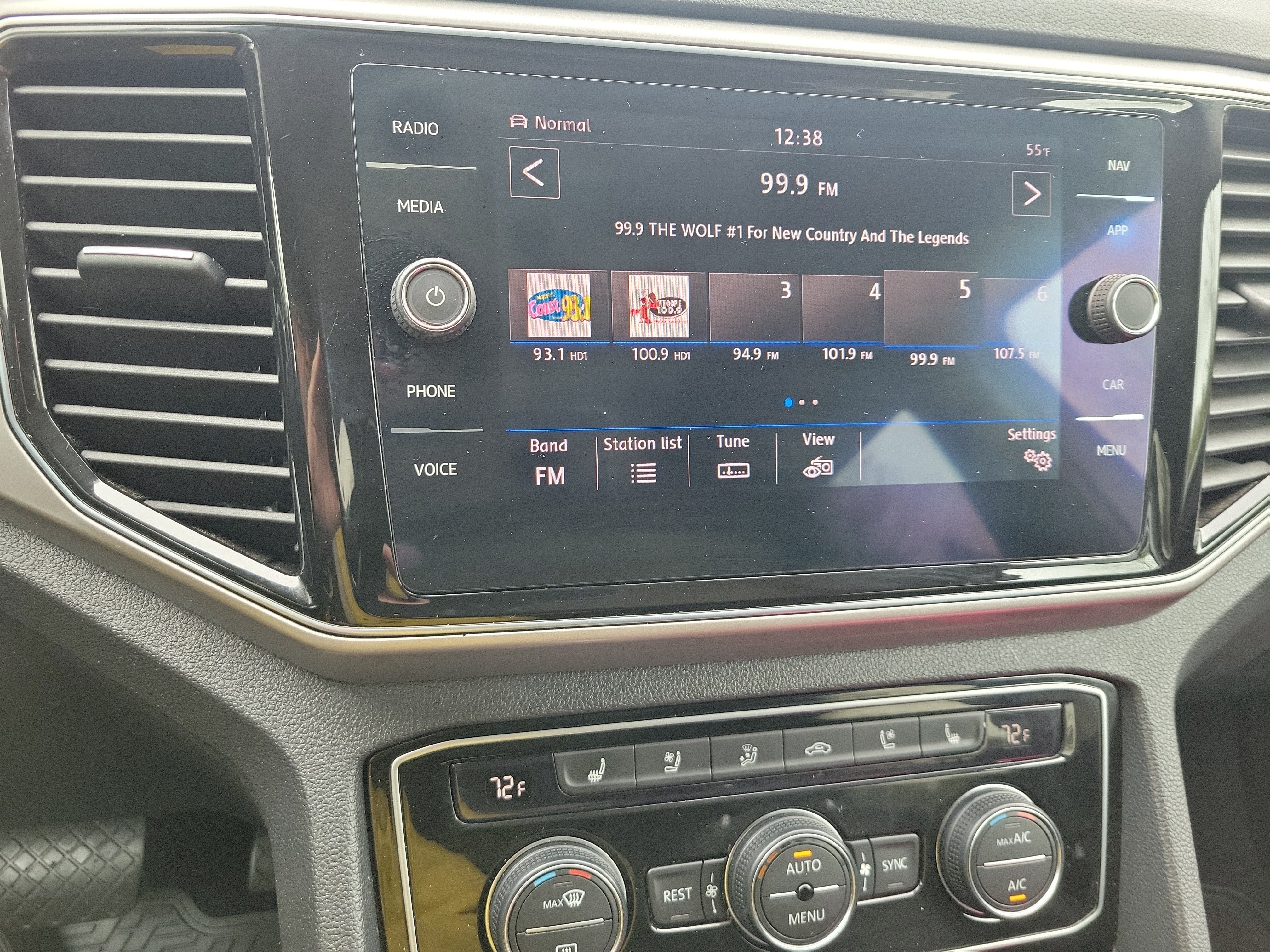 Used 2018 Volkswagen Atlas SEL Premium AWD/4WD image 26
