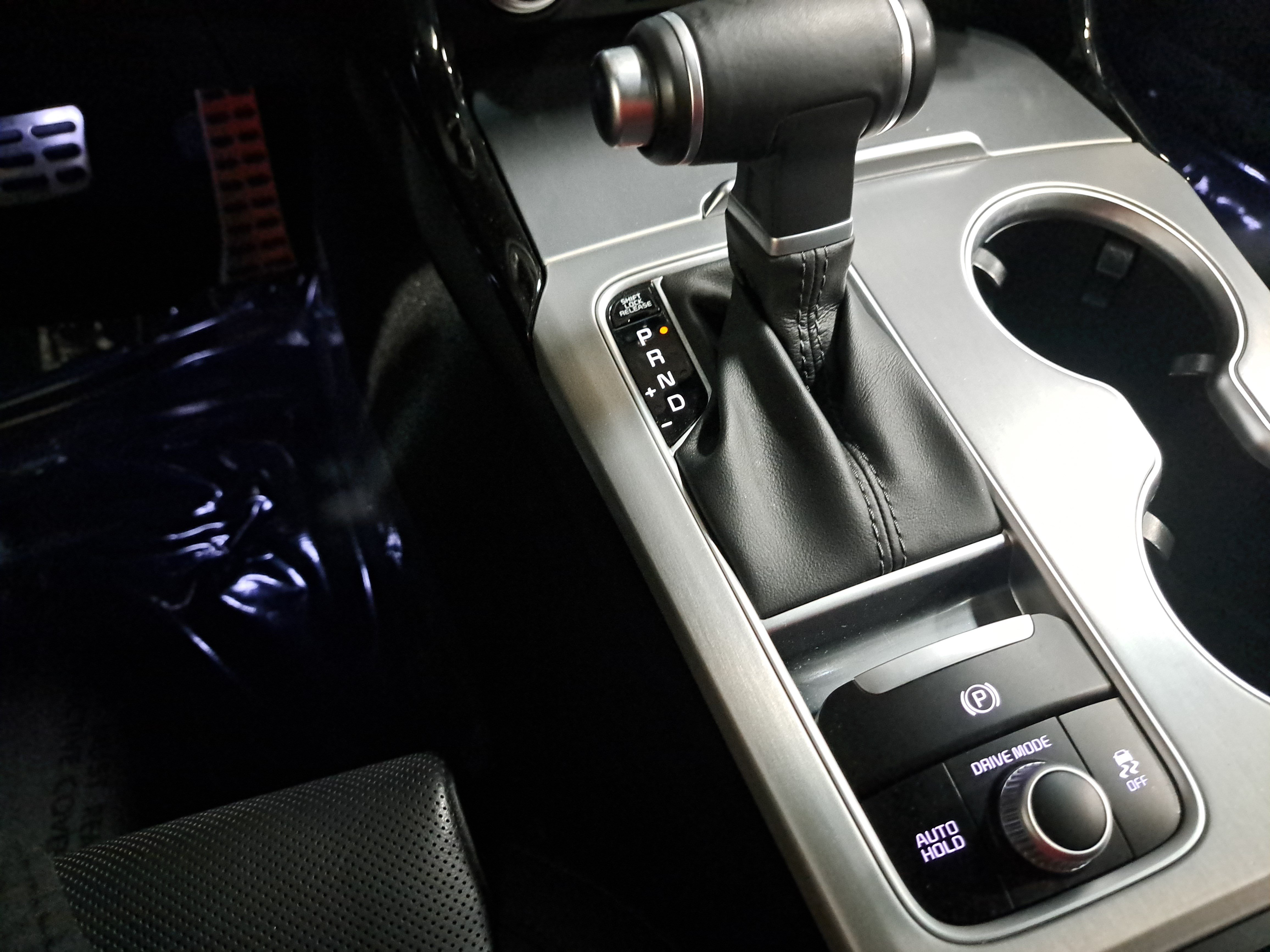Used 2019 Kia Stinger GT1 RWD image 25