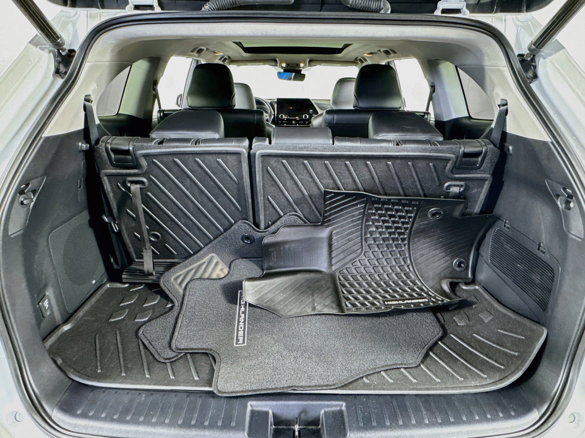 Used 2023 Toyota Highlander Limited AWD/4WD image 20