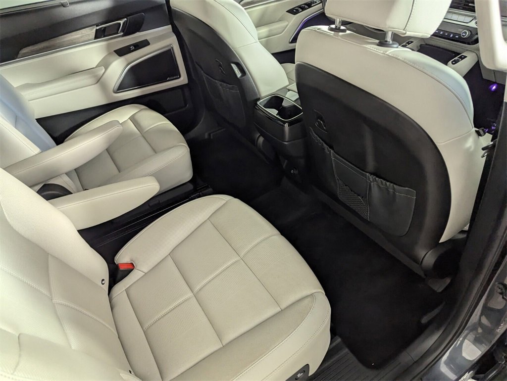 Used 2022 Kia Telluride SX w/ Towing Package image 34