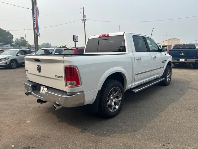 Used 2017 RAM 1500 Laramie AWD/4WD image 3