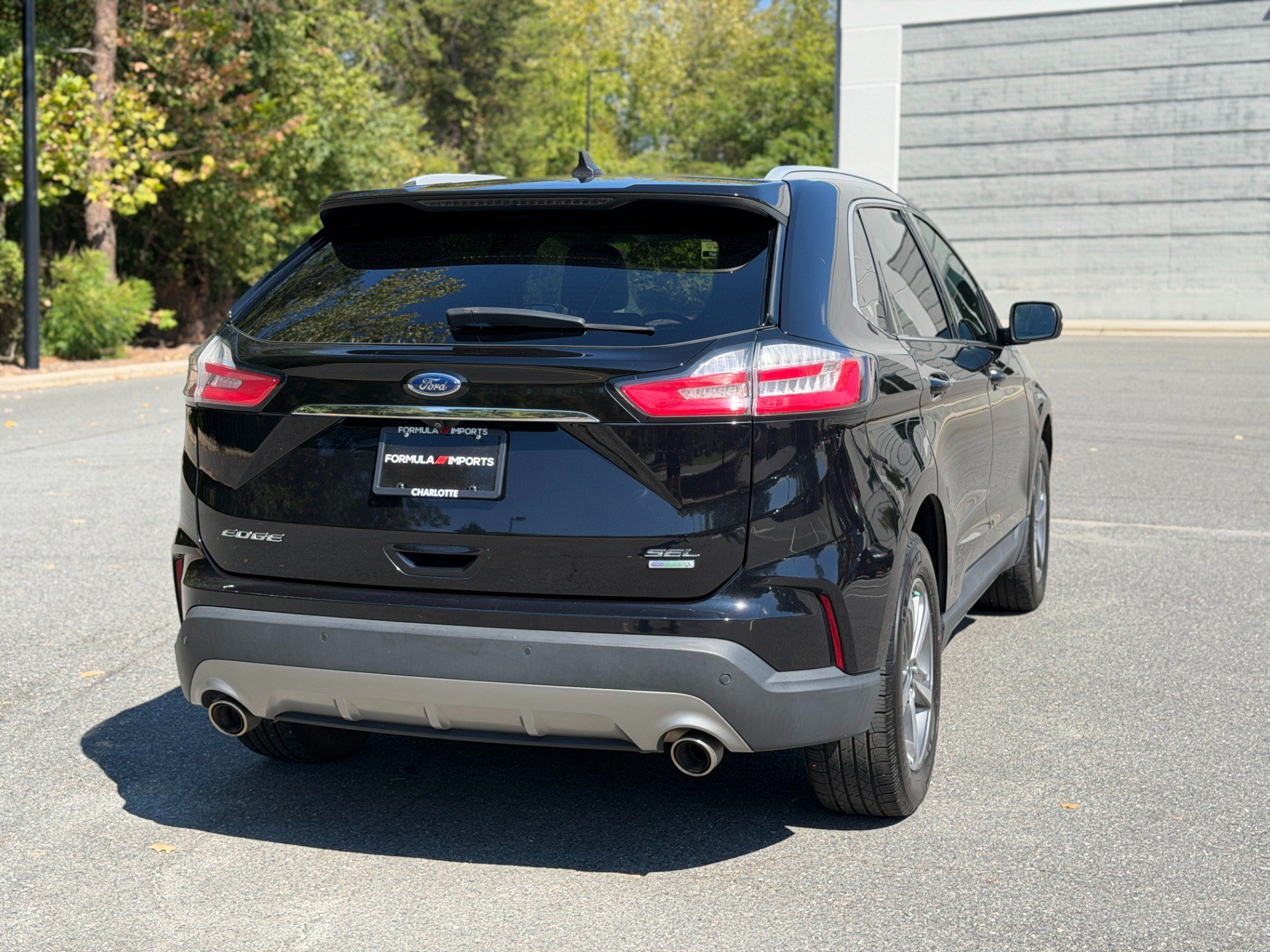 Used 2020 Ford Edge SEL w/ Convenience Package FWD image 11