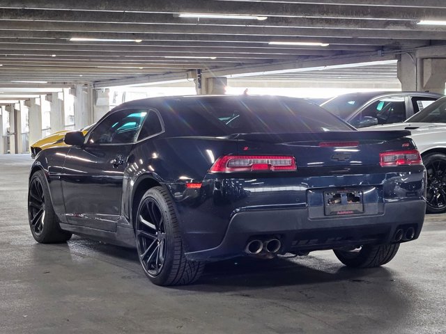 Used 2015 Chevrolet Camaro SS w/ SS Performance Package RWD image 7