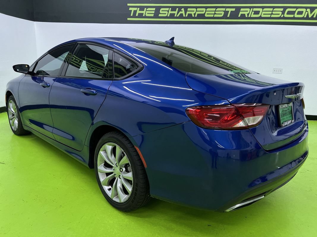 Used 2016 Chrysler 200 S w/ Navigation & Sound Group I FWD image 7