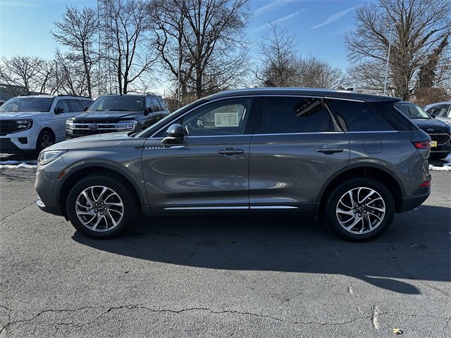 Certified 2022 Lincoln Corsair AWD w/ Equipment Group 101A image 8