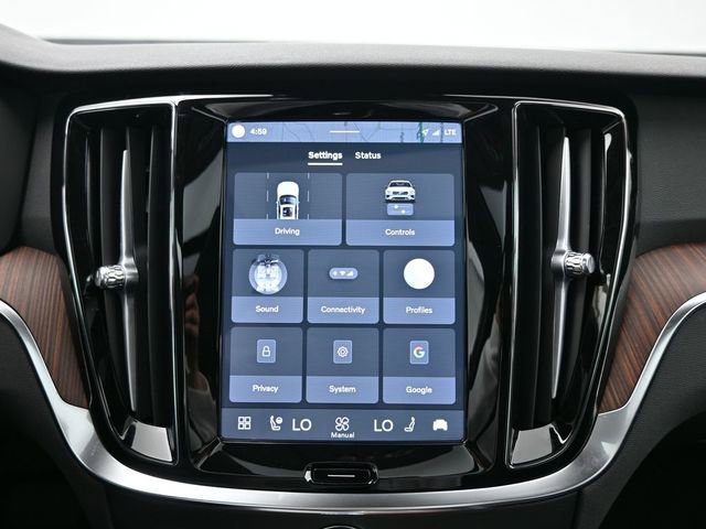 Used 2025 Volvo S60 B5 Plus image 14