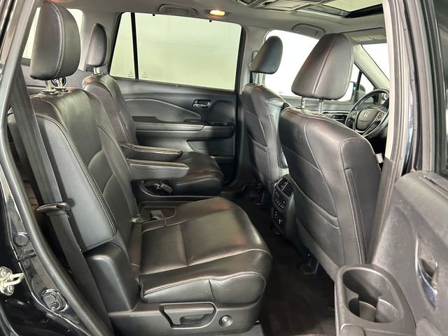 Used 2017 Honda Pilot Elite image 28