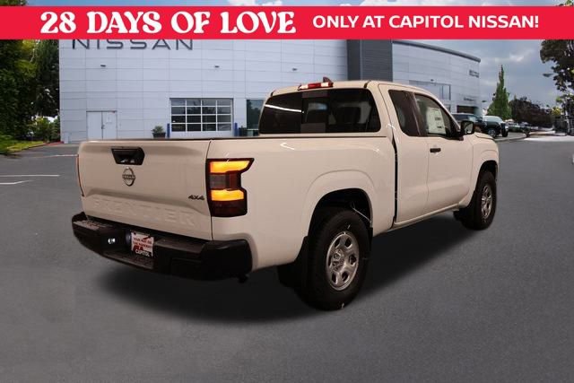 New 2025 Nissan Frontier S image 3