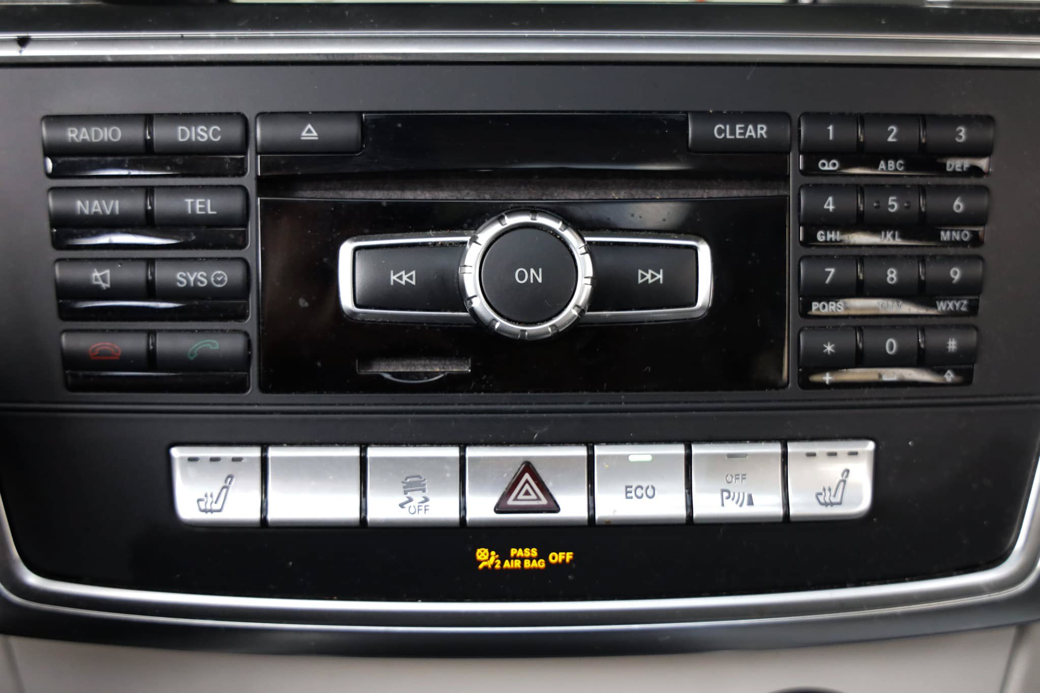 Used 2015 Mercedes-Benz GL 450 4MATIC image 39