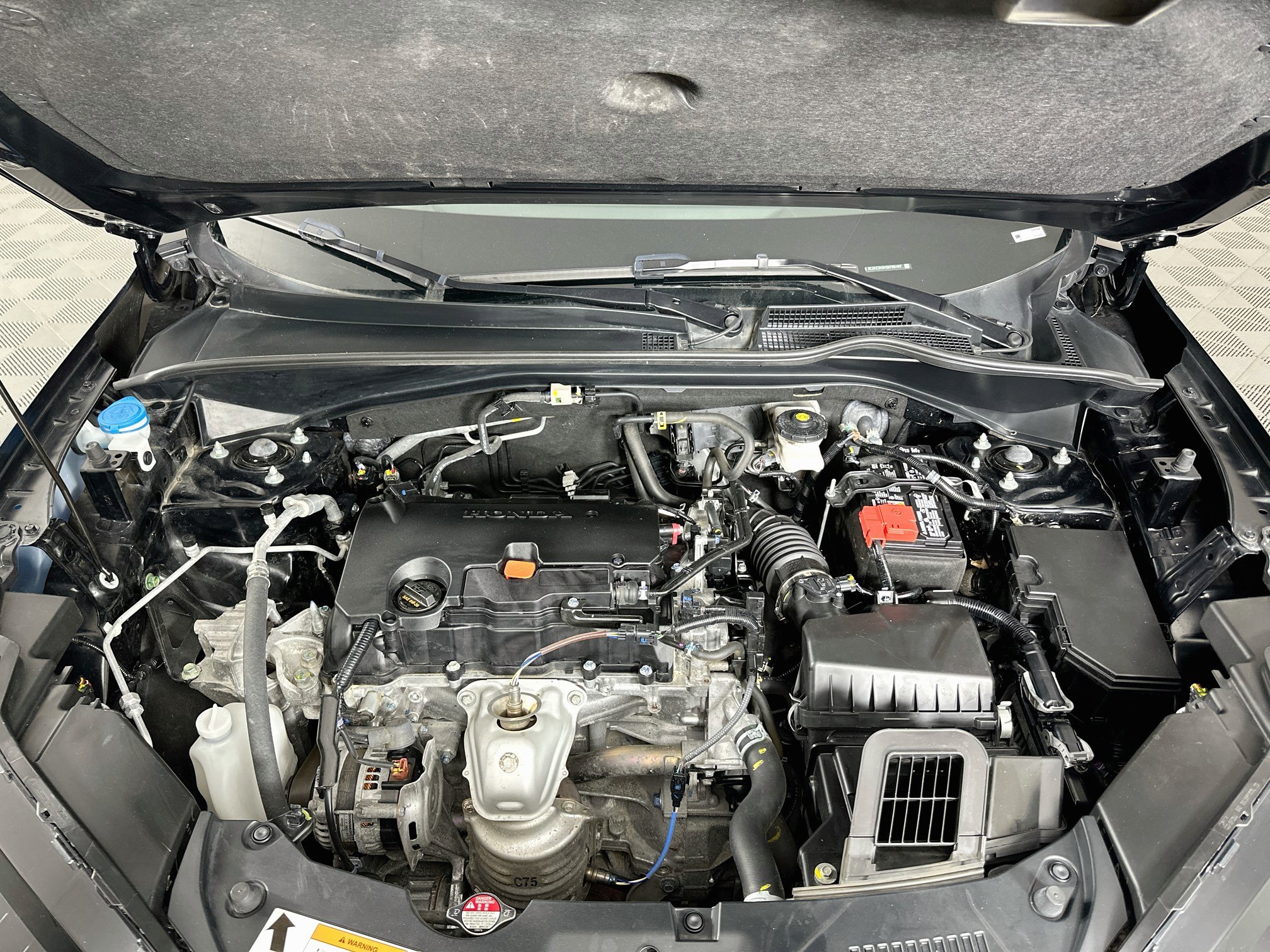 Used 2025 Honda HR-V LX image 30