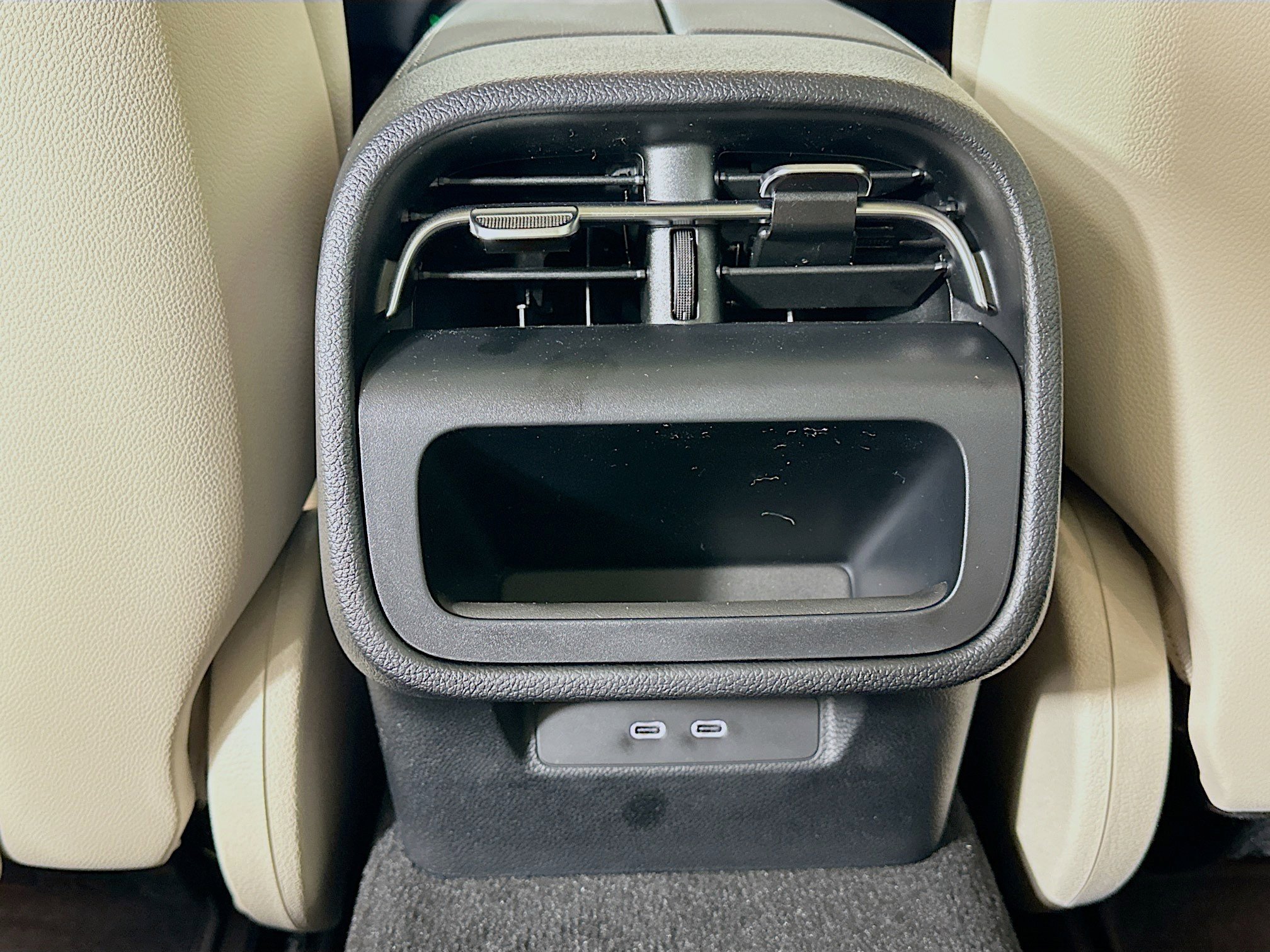 Used 2026 Mercedes-Benz E 350 4MATIC Sedan image 34