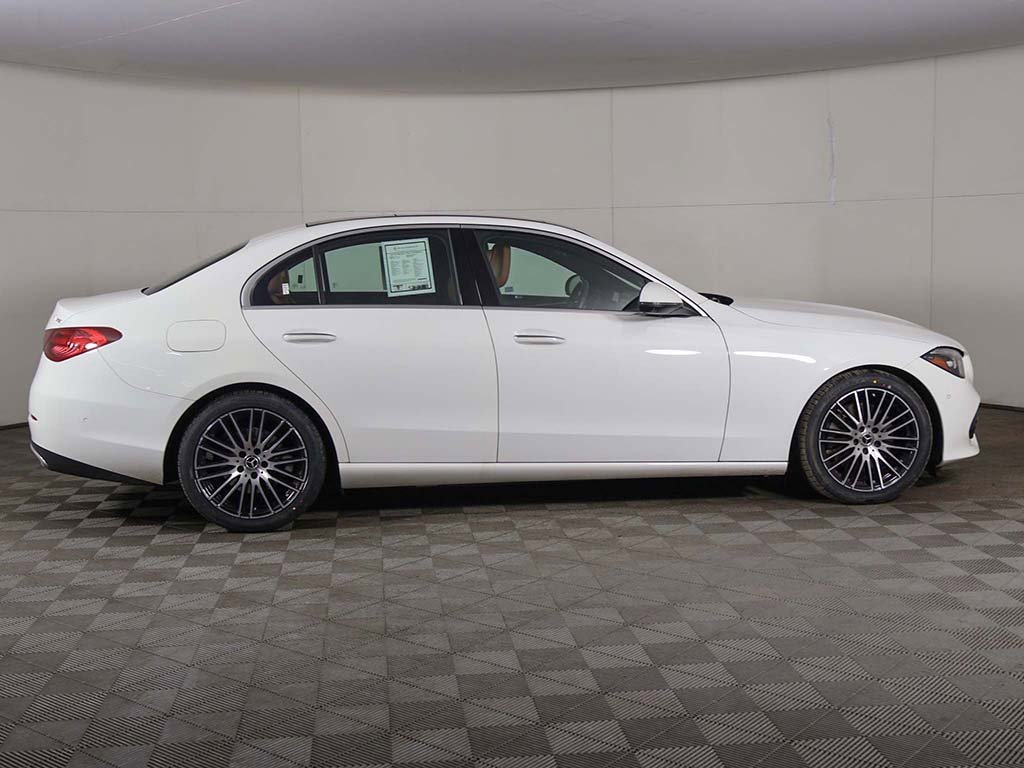 Used 2022 Mercedes-Benz C 300 4MATIC Sedan w/ Exclusive Trim Package image 17