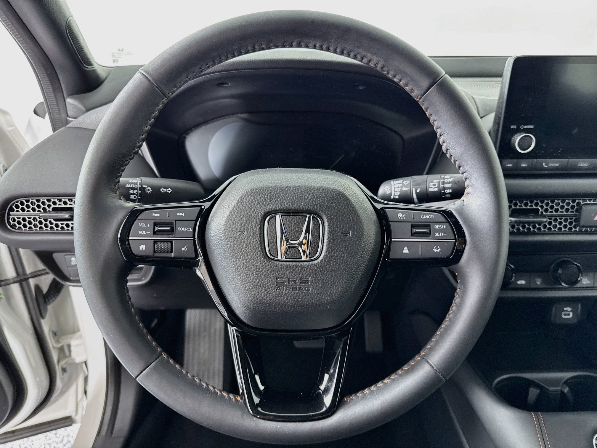 Certified 2025 Honda HR-V Sport image 11