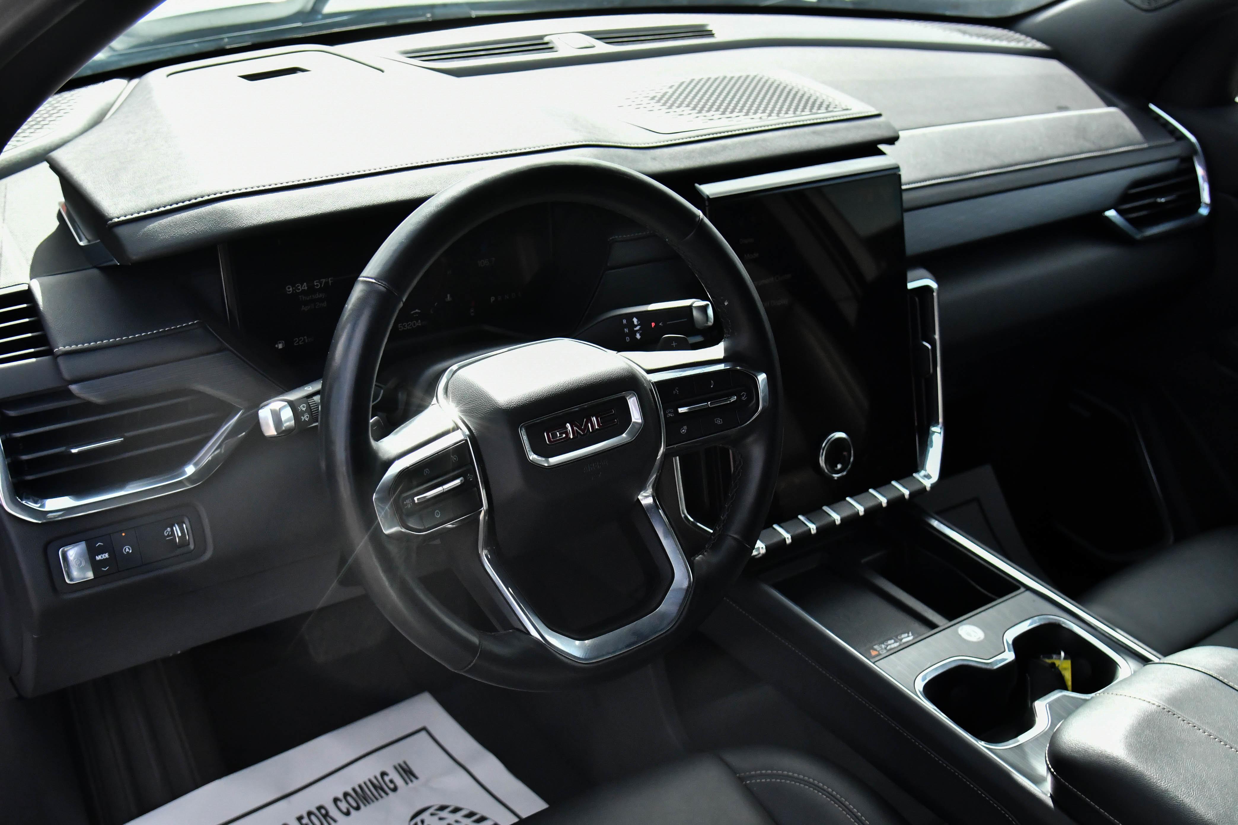 Used 2024 GMC Acadia Elevation image 16