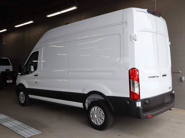 Certified 2026 Ford Transit 250 148 High Roof RWD image 8