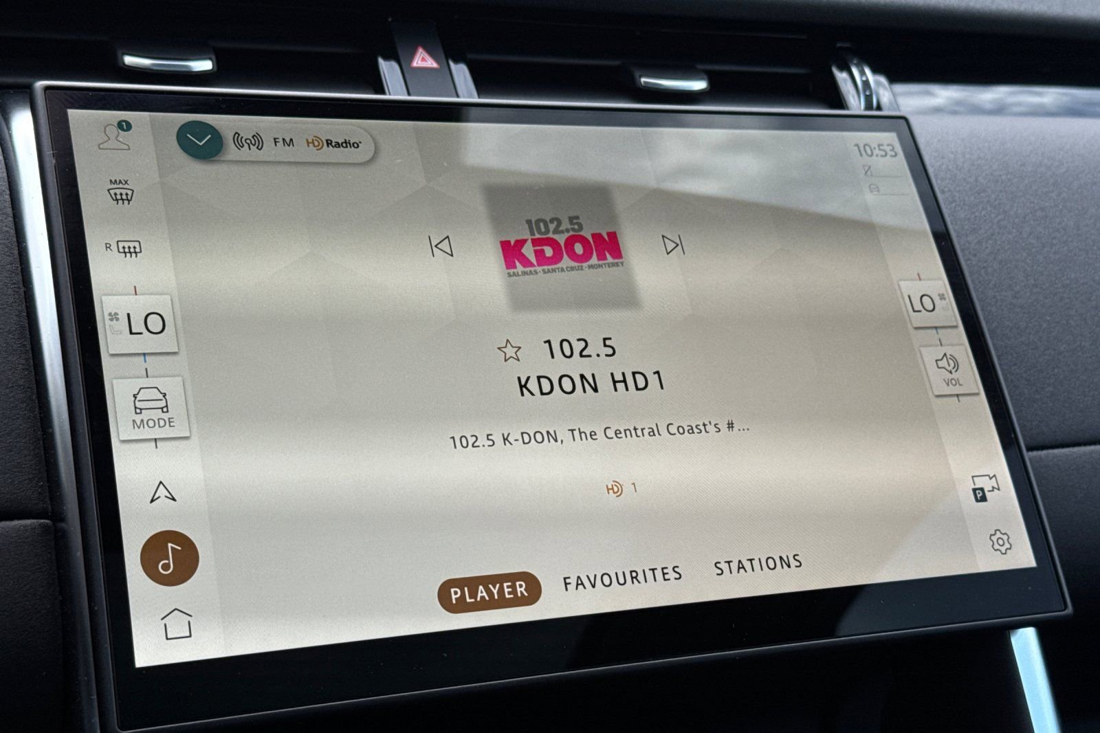 Used 2024 Land Rover Discovery Sport S image 23