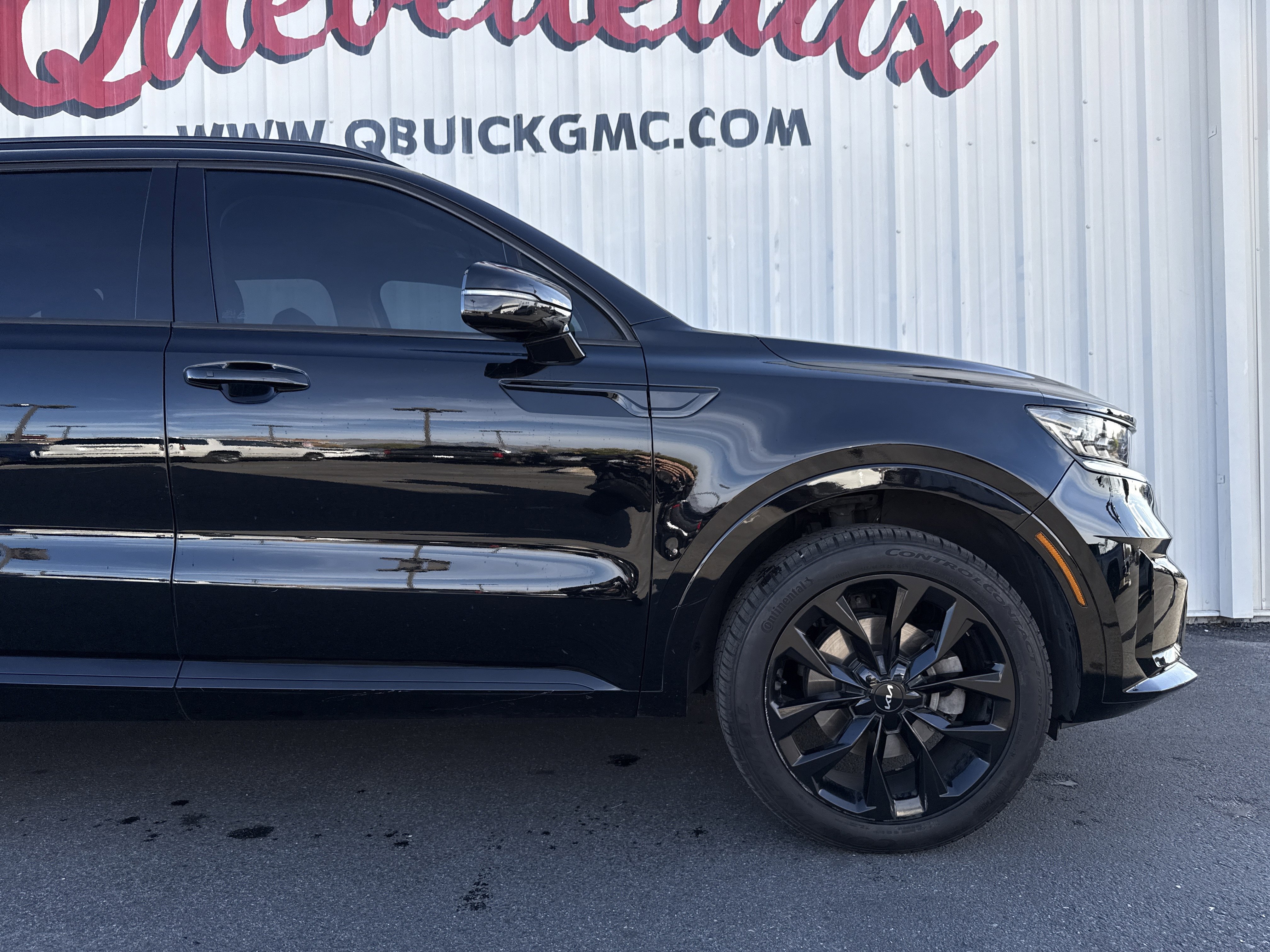 Used 2023 Kia Sorento SX image 17