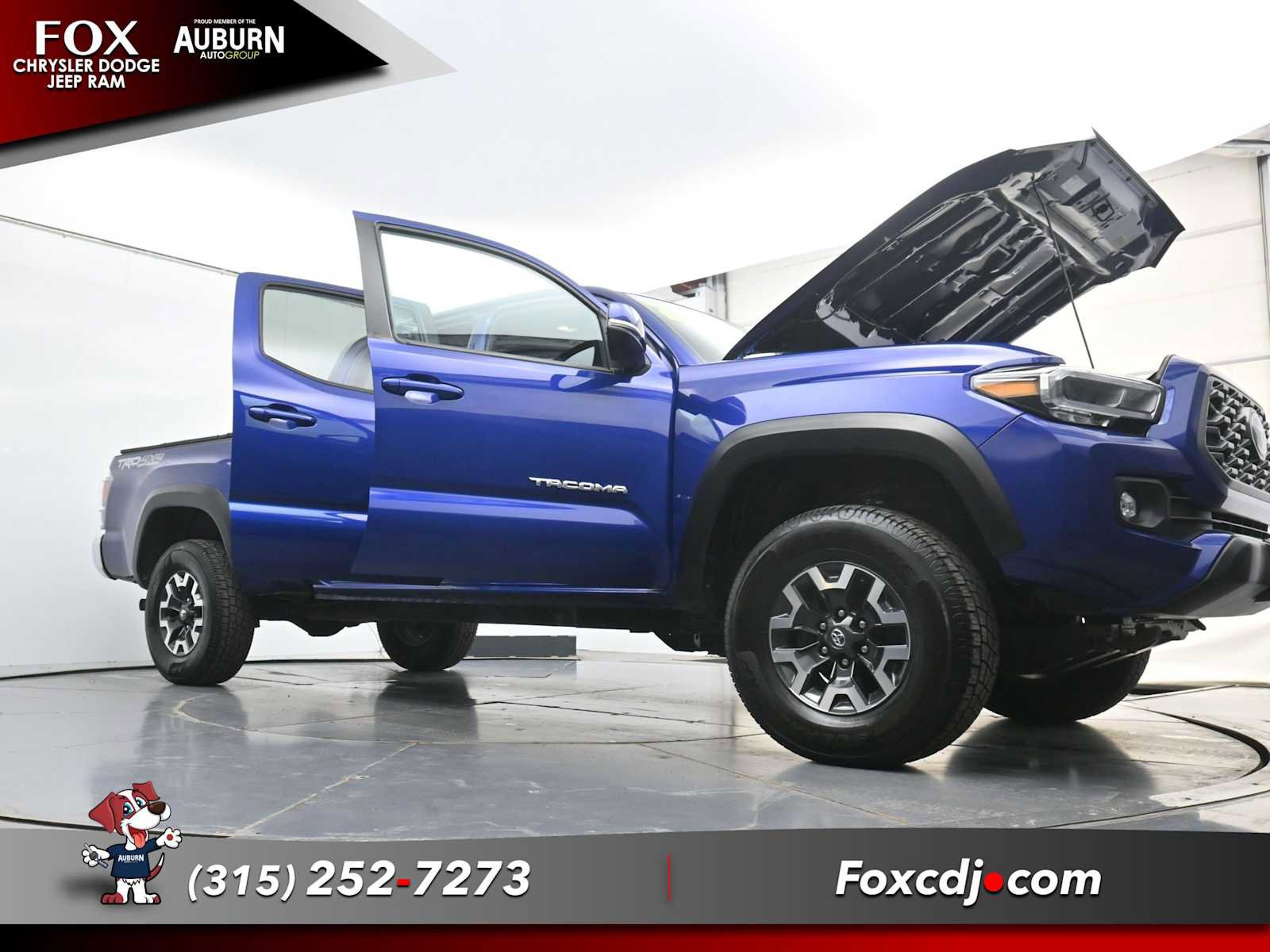 Used 2023 Toyota Tacoma TRD Off-Road AWD/4WD image 33