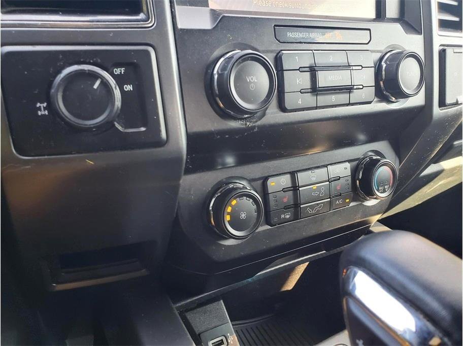 Used 2020 Ford F150 XLT w/ Equipment Group 302A Luxury RWD image 37