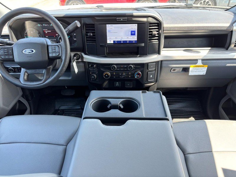 New 2026 Ford F250 XL w/ XL Chrome Package AWD/4WD image 14